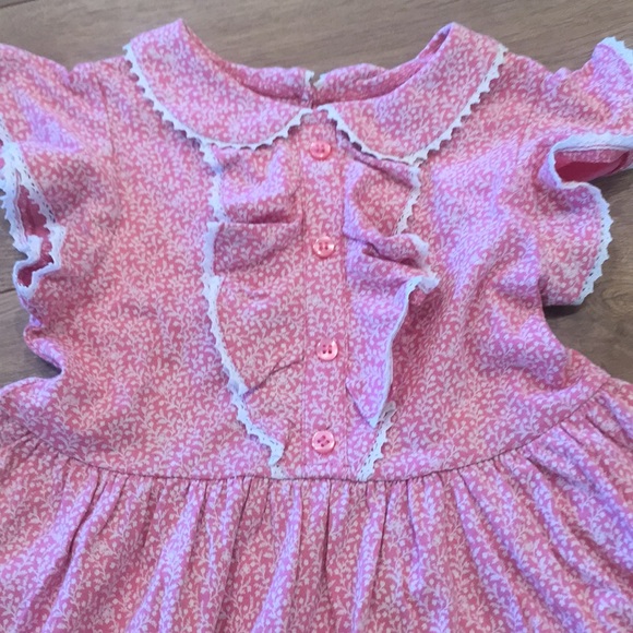 Dress - Picture 2 of 3